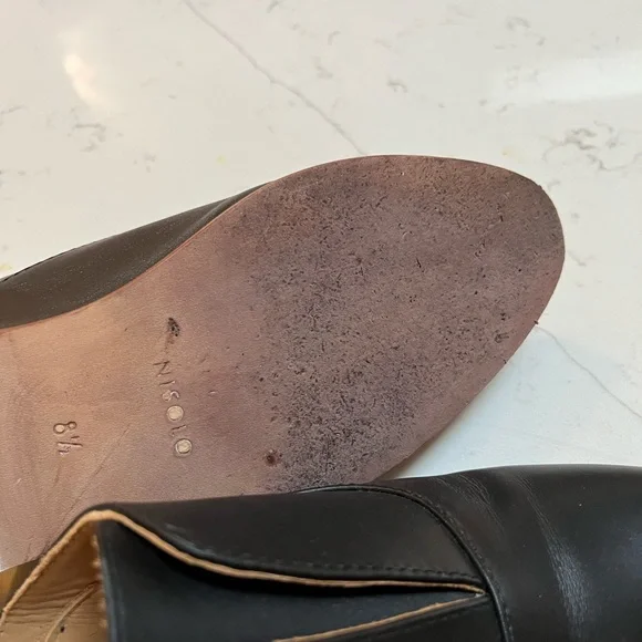 Nisolo Black Leather Flats - Picture 4 of 4